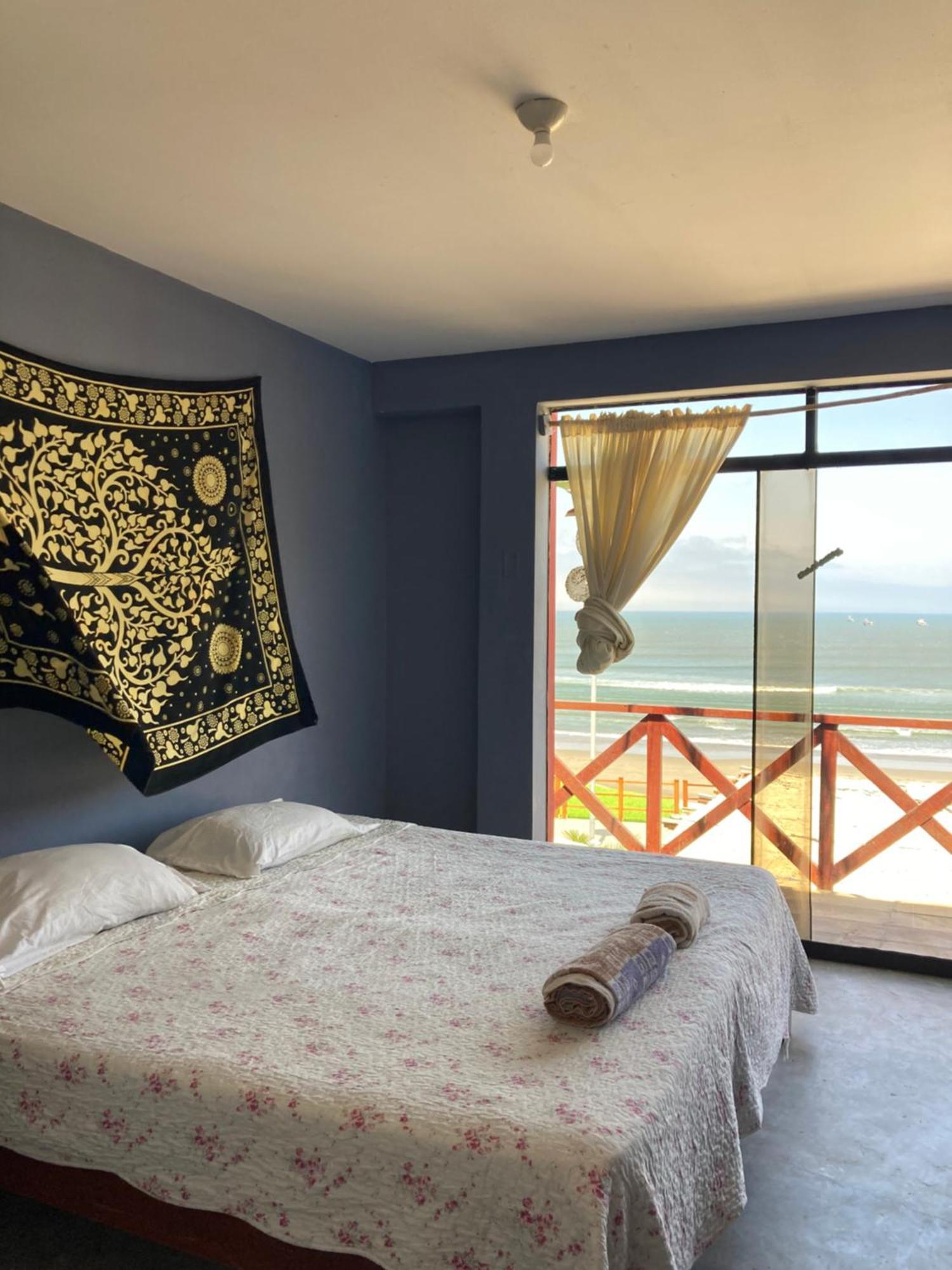 Suenos De Chicama Hostel Пуерто Чикама Екстериор снимка